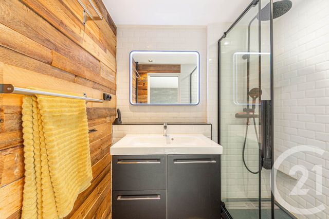 Appartement T4 à vendre - 4 pièces - 79.24 m2 - ANNECY - 74 - RHONE-ALPES - Century 21 Cd Immo